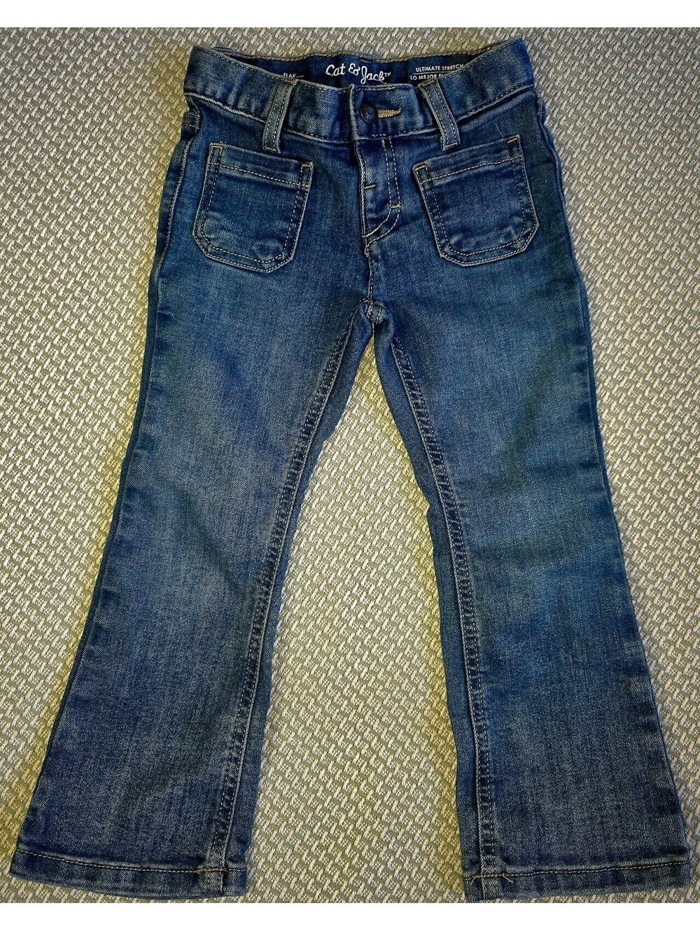 Cat and Jack girls 4T flared leg jeans